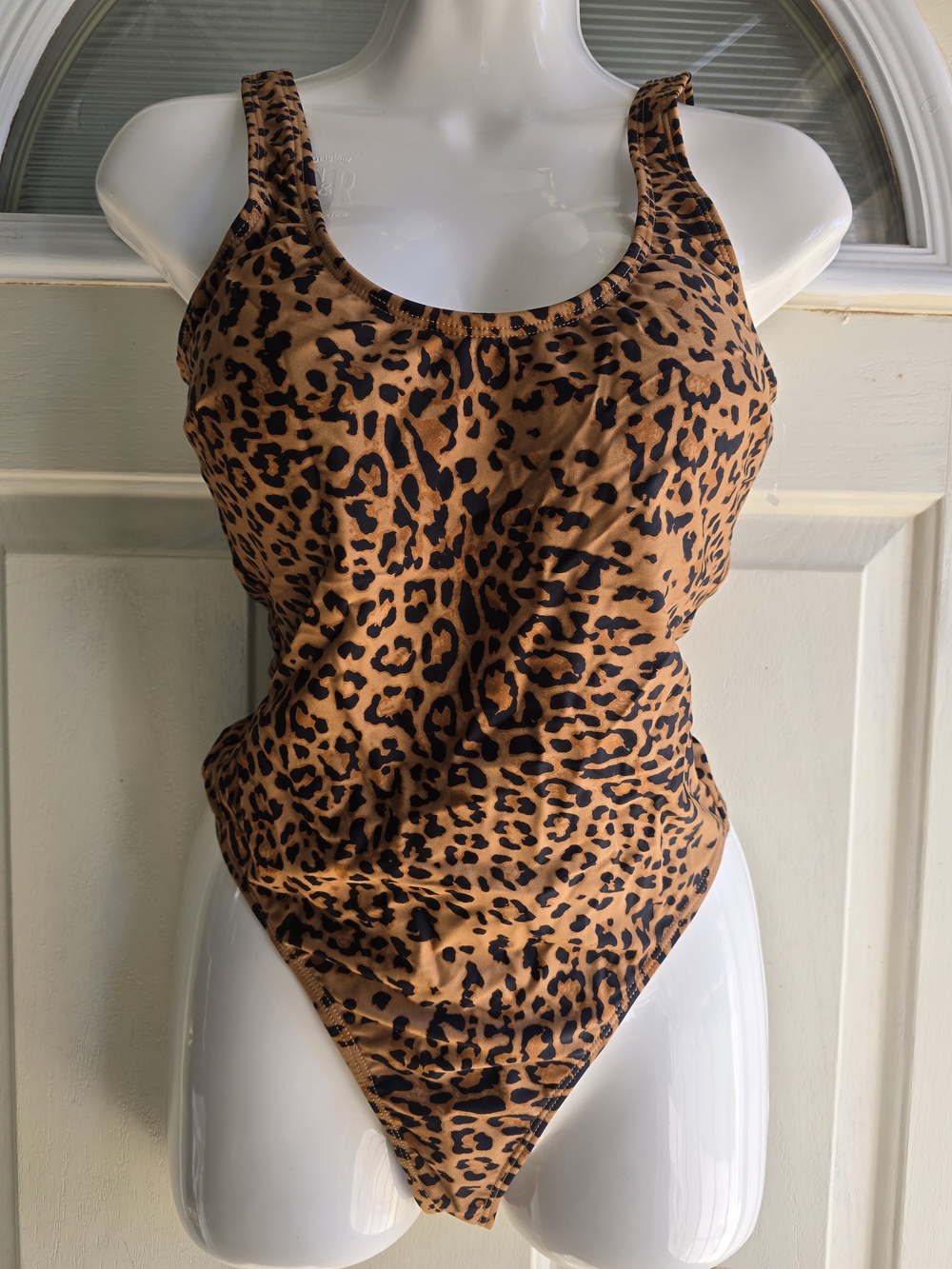 Sports Illustrated Sexy Leopard One-Piece Swimsuit